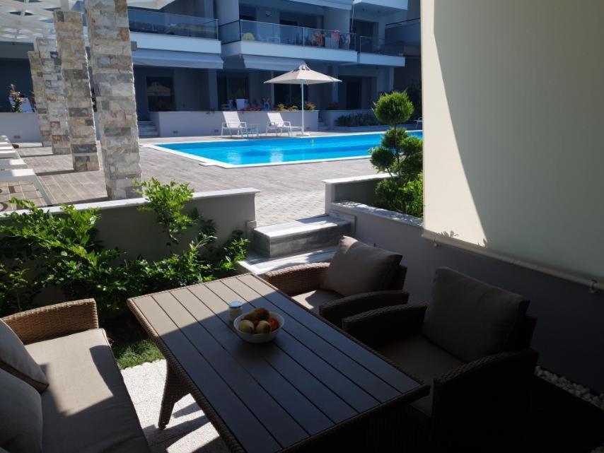 Apartamento Antigona Nikiti Exterior foto